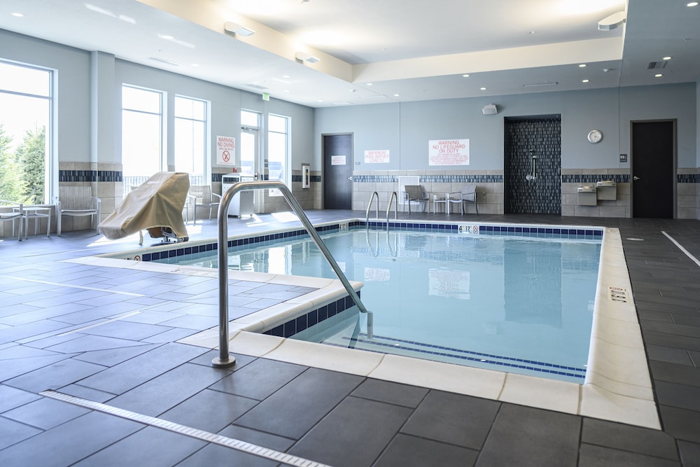 Hyatt House Indianapolis / Fishers 35/68