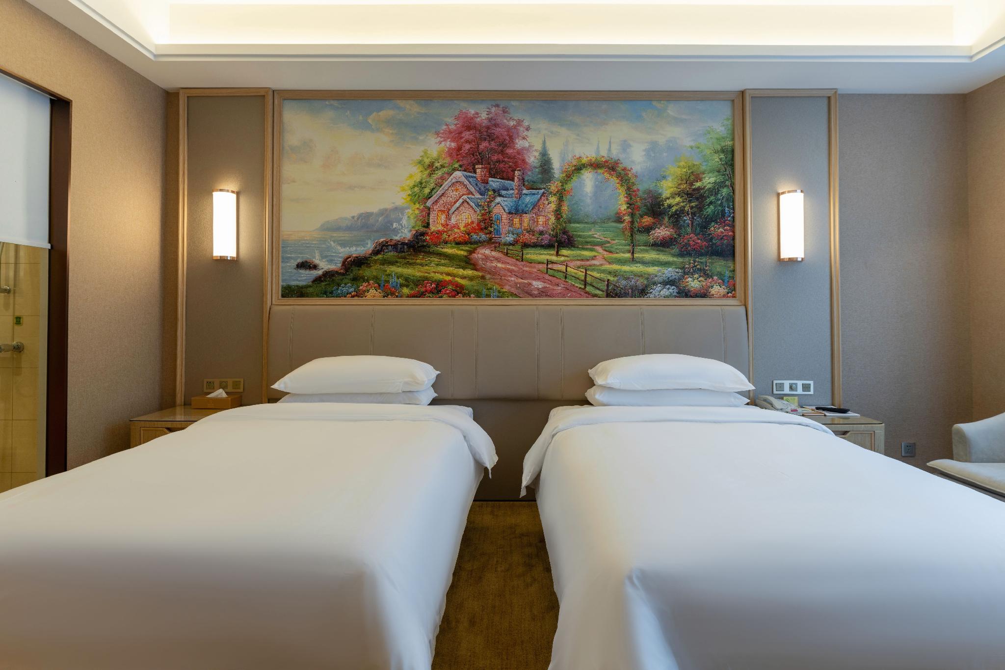 Vienna International Hotel (Anyi Expo Center) 24/40