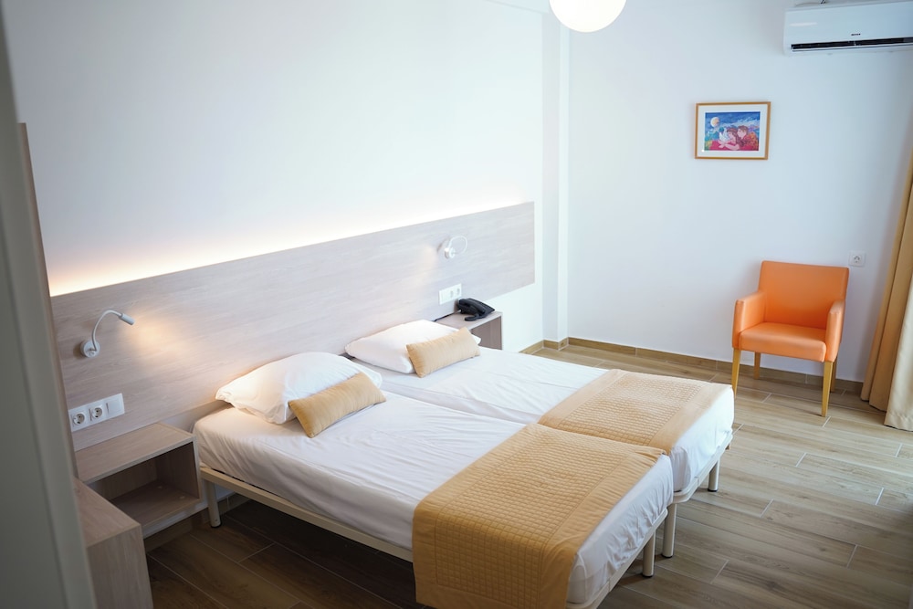 Hotel Sissy Kamena Vourla 12/50