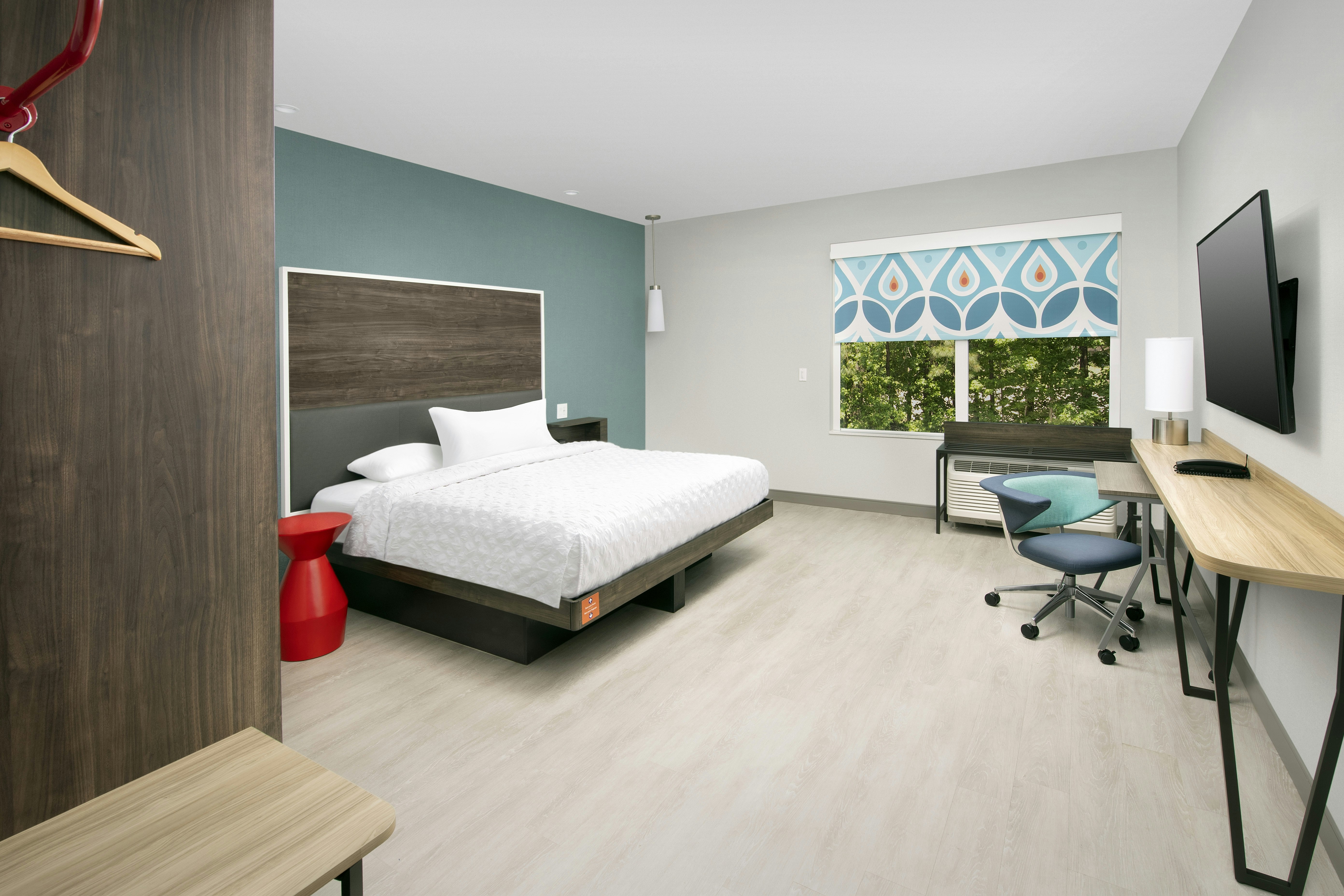 ROOM, KING BED, ACCESSIBLE