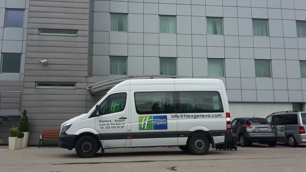 Holiday Inn Express Geneva Airport 4/39
