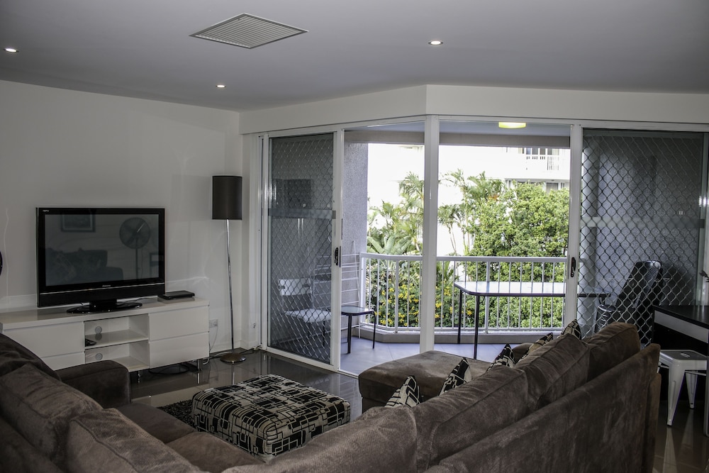 Surfers Beach Holiday Apartments 21/45