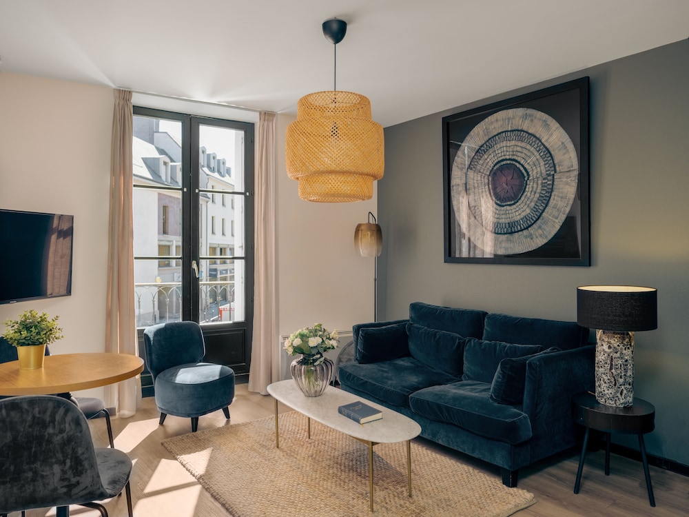 La Maison De Nemours 23/44