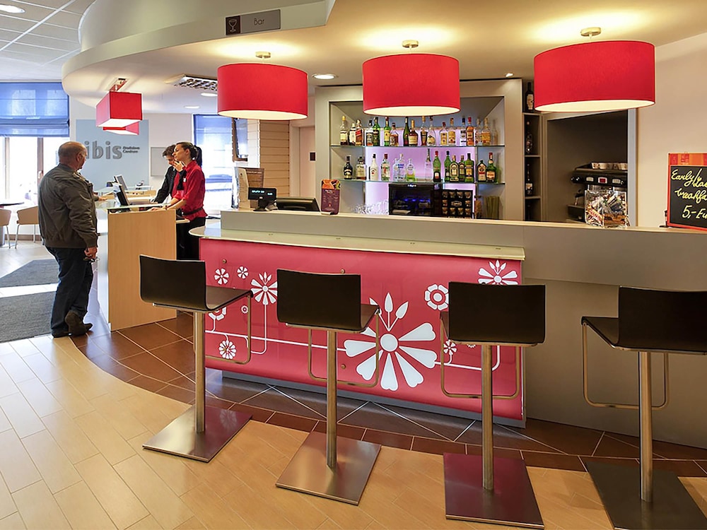 Ibis Bratislava Centrum Hotel 49/66