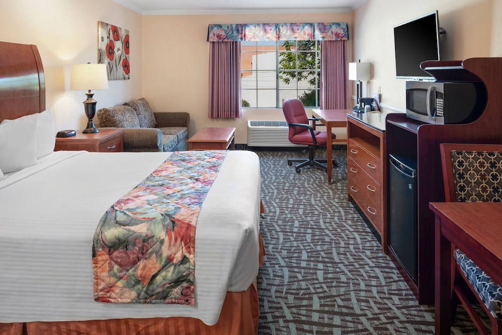 Glendale Hotel 27/38