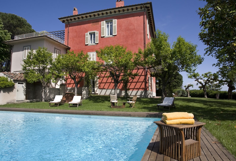 Villa Cassia di Baccano 38/50