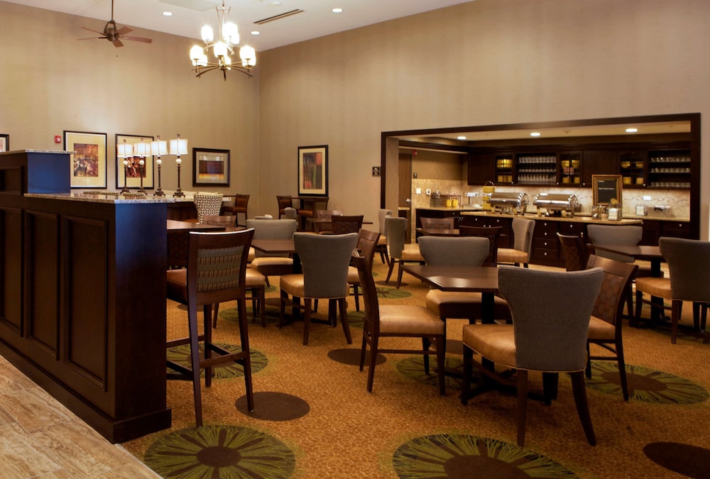Homewood Suites By Hilton Coralville Iowa River Landing 32/44
