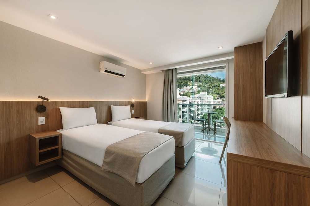 Angra Beach Hotel 23/68