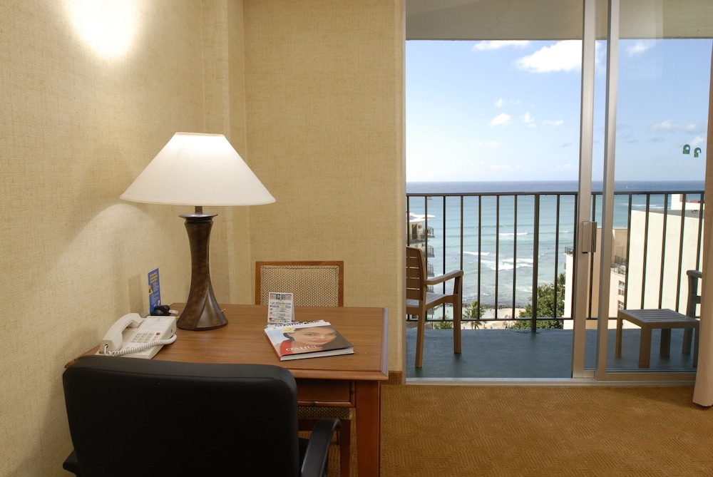 Waikiki Resort Hotel 46/69