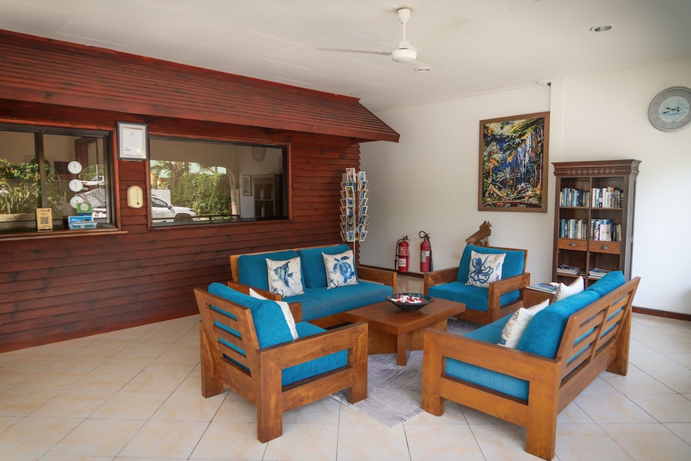Villas De Mer Hotel 48/71