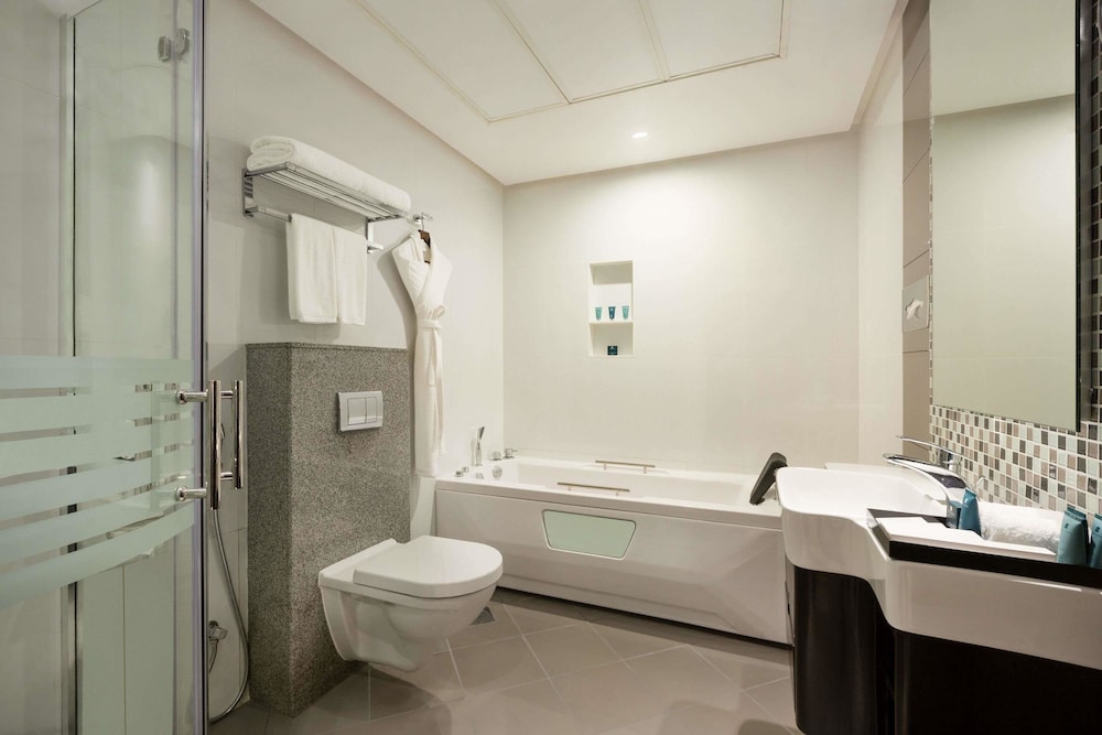 Wyndham Garden Manama 8/62