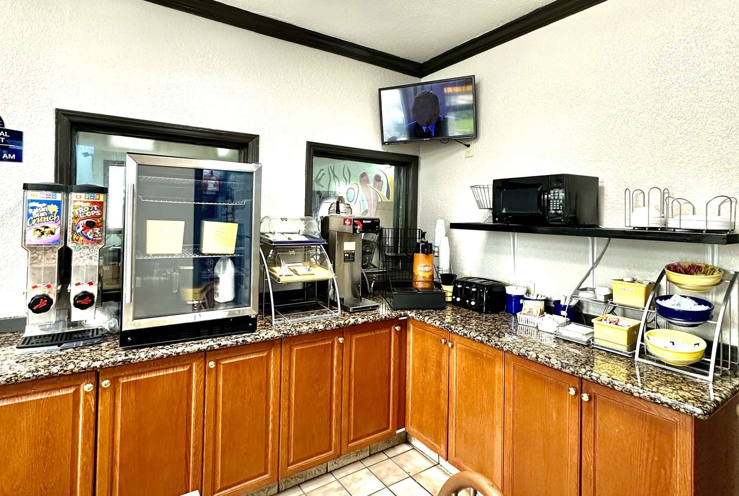 Days Inn By Wyndham Charlotte Northlake 3/8