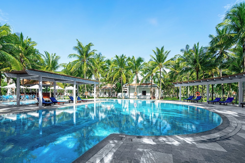 SBH Le Belhamy Beach Resort 46/50