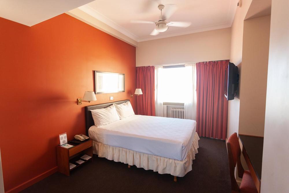 Austral Express Hotel 18/49