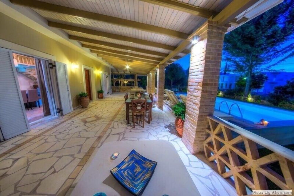 Luxury Dream Villa 5/43
