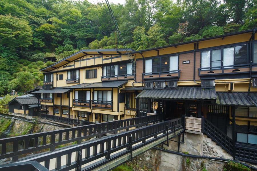 Kurokawa Onsen Yama no Yado Shinmeikan 9/46