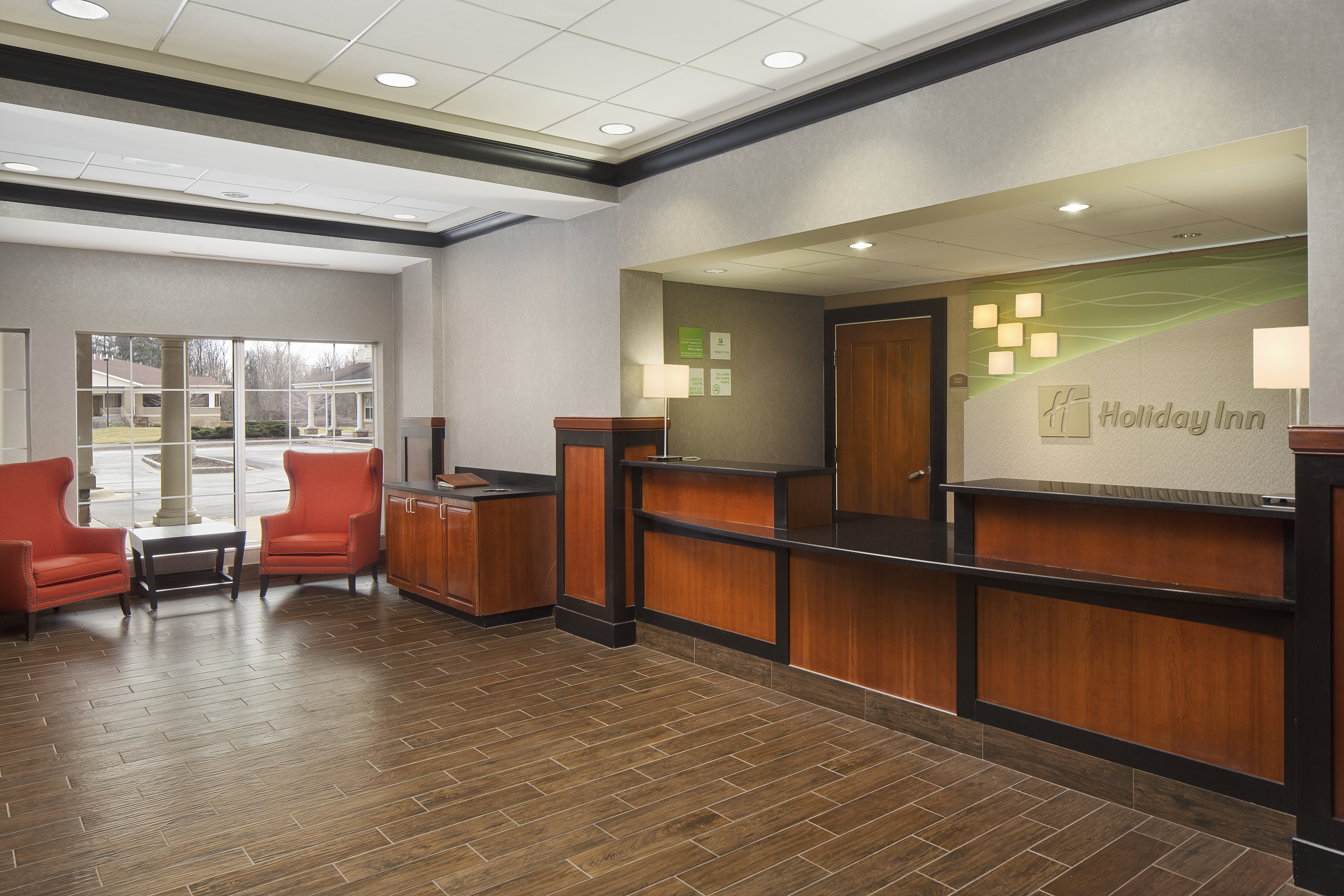 Holiday Inn Grand Rapids - Airport 16/24