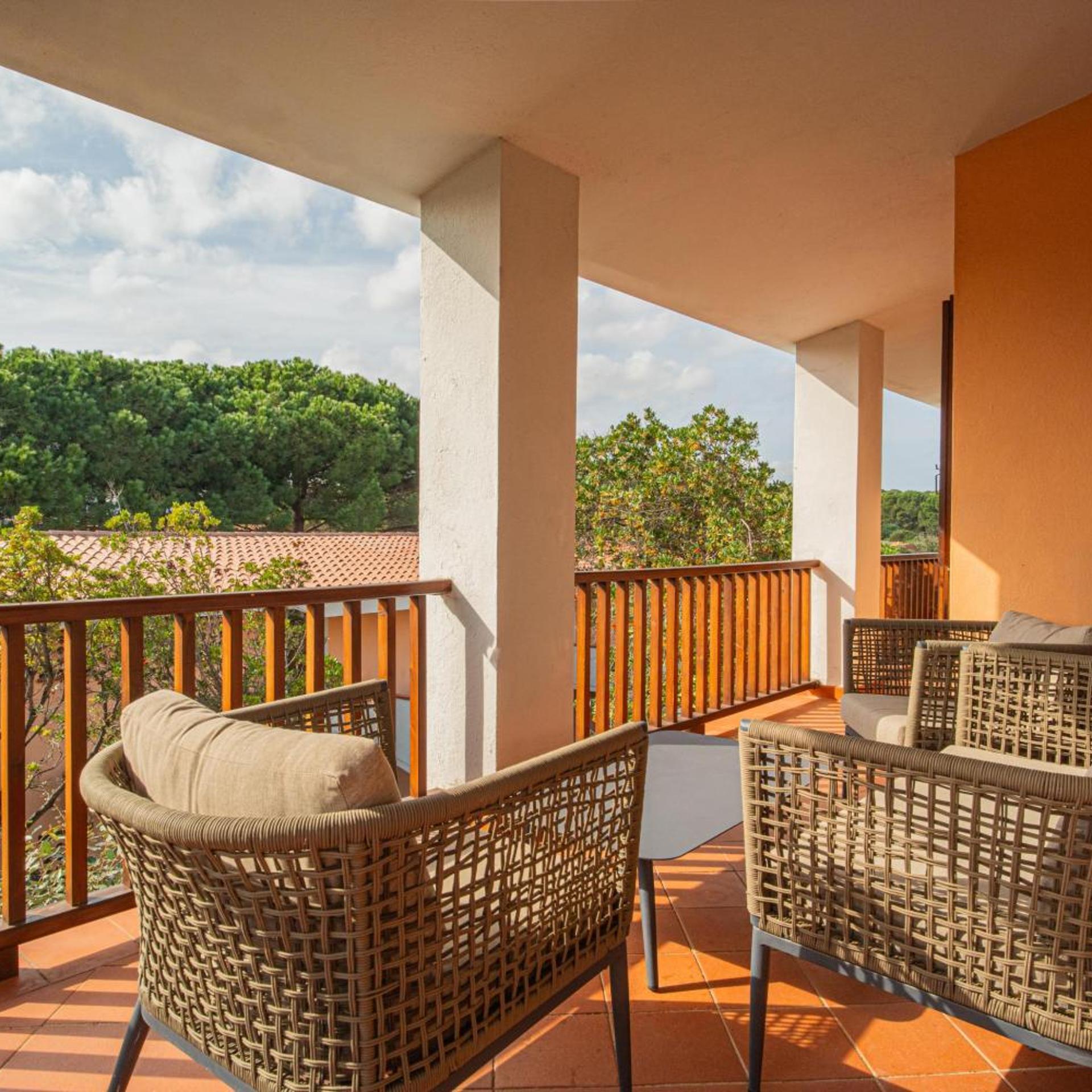 Ahr Costa Serena Village 34/50