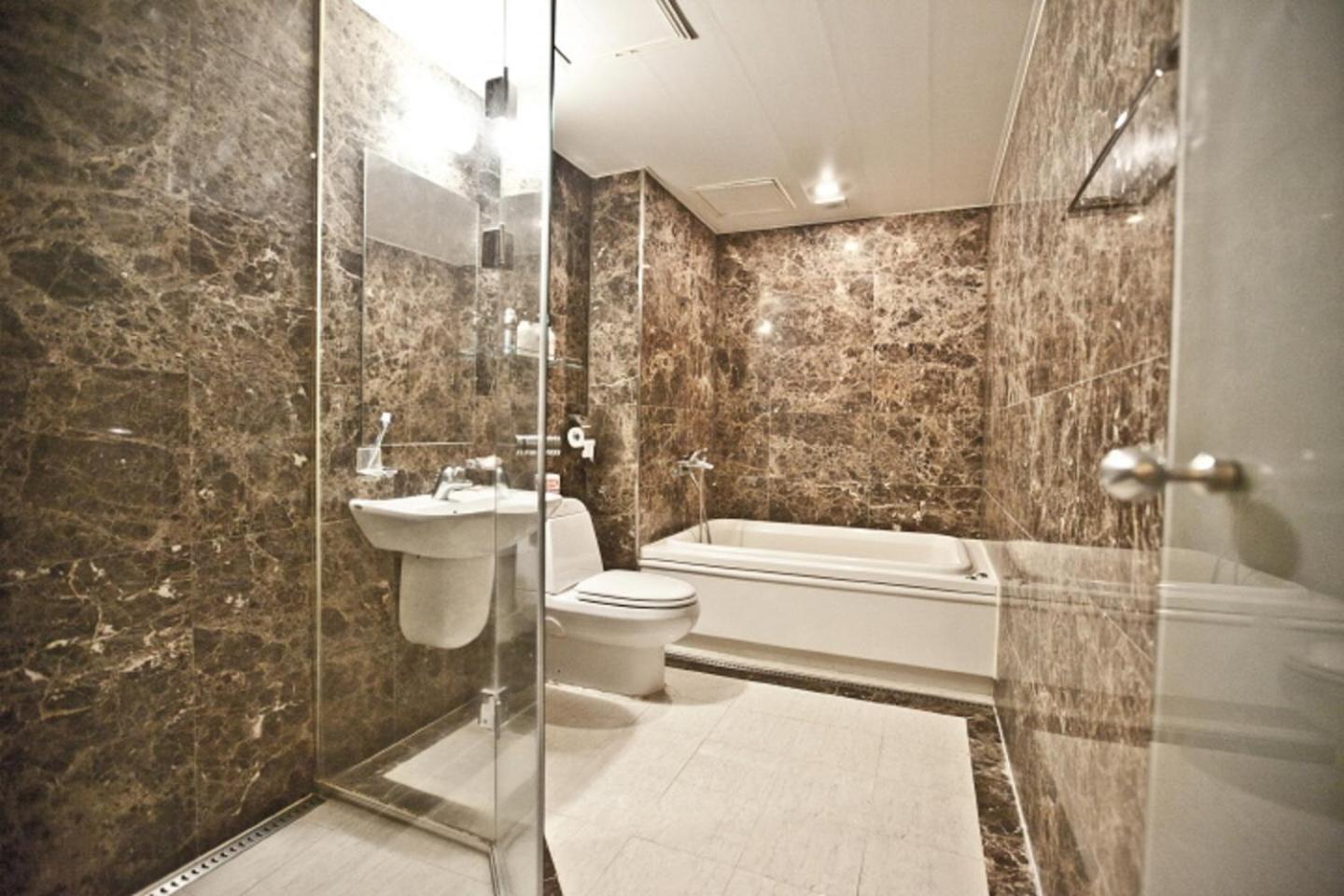 Hotel Star Yeoksam 33/33