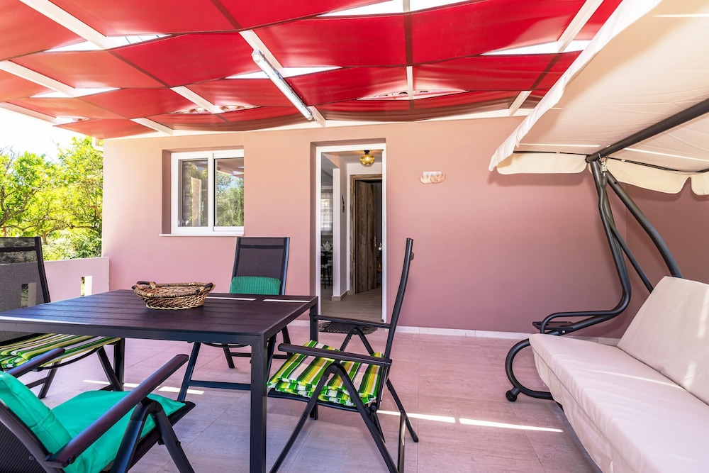 Arazzo Holiday Apartments 27/50