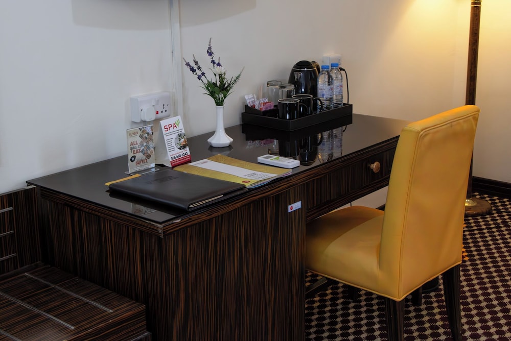 Lobby at Fortune Karama Hotel, DUBAI