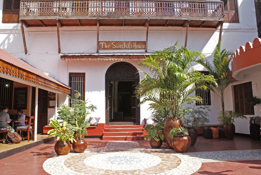 The Swahili House 8/65