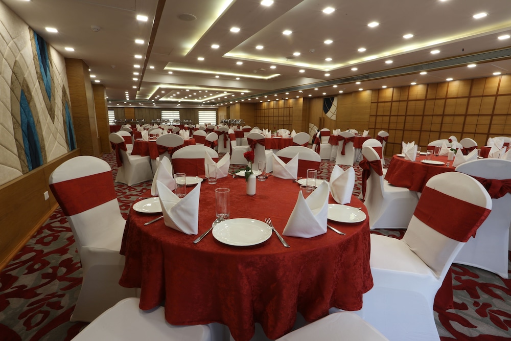 Clarks Inn Suite Gwalior 36/41