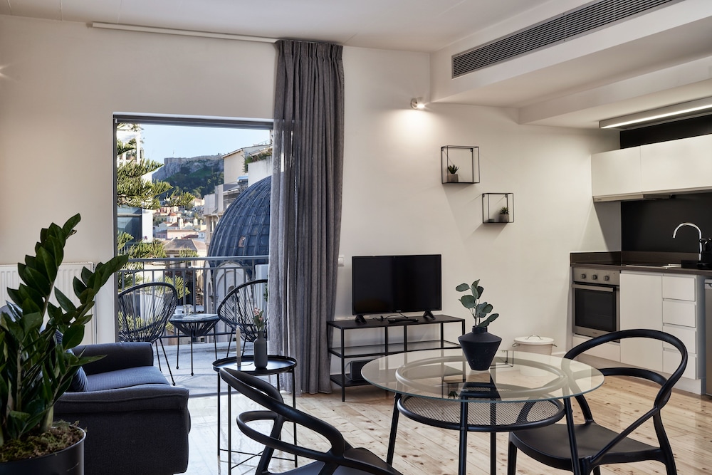 MONO Lofts Athens 33/50