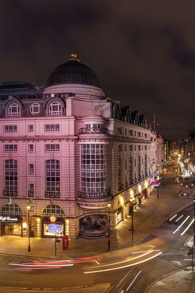 Moxy London Piccadilly Circus 1/47