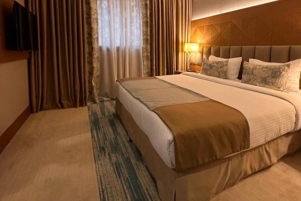Room at Hotel Sym Cheraga, ALGIERS