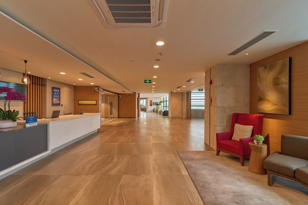 Hyatt House Shenzhen Airport 12/70
