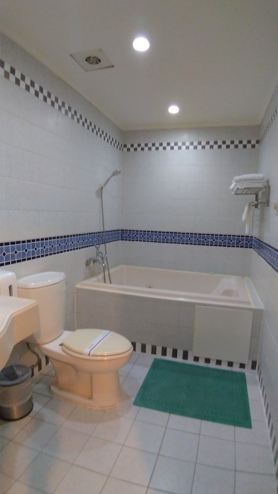 Hwa Nan Hotel 50/70