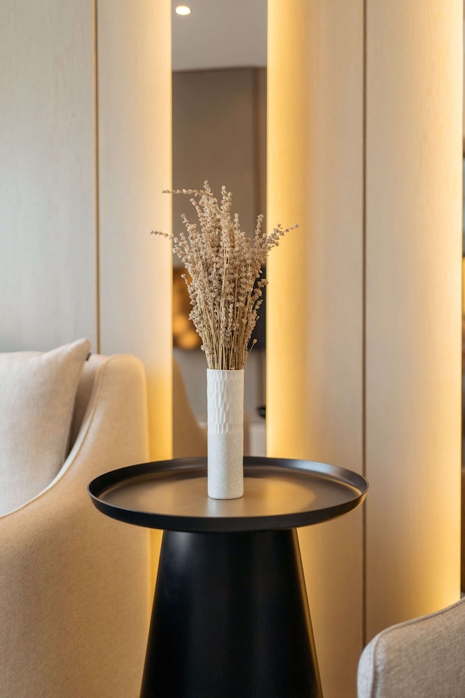 Astrid Hotel 54/63