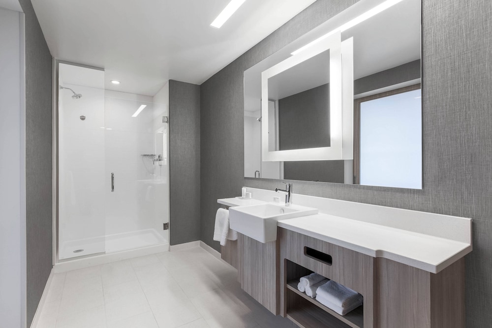 SpringHill Suites by Marriott Auburn 10/44