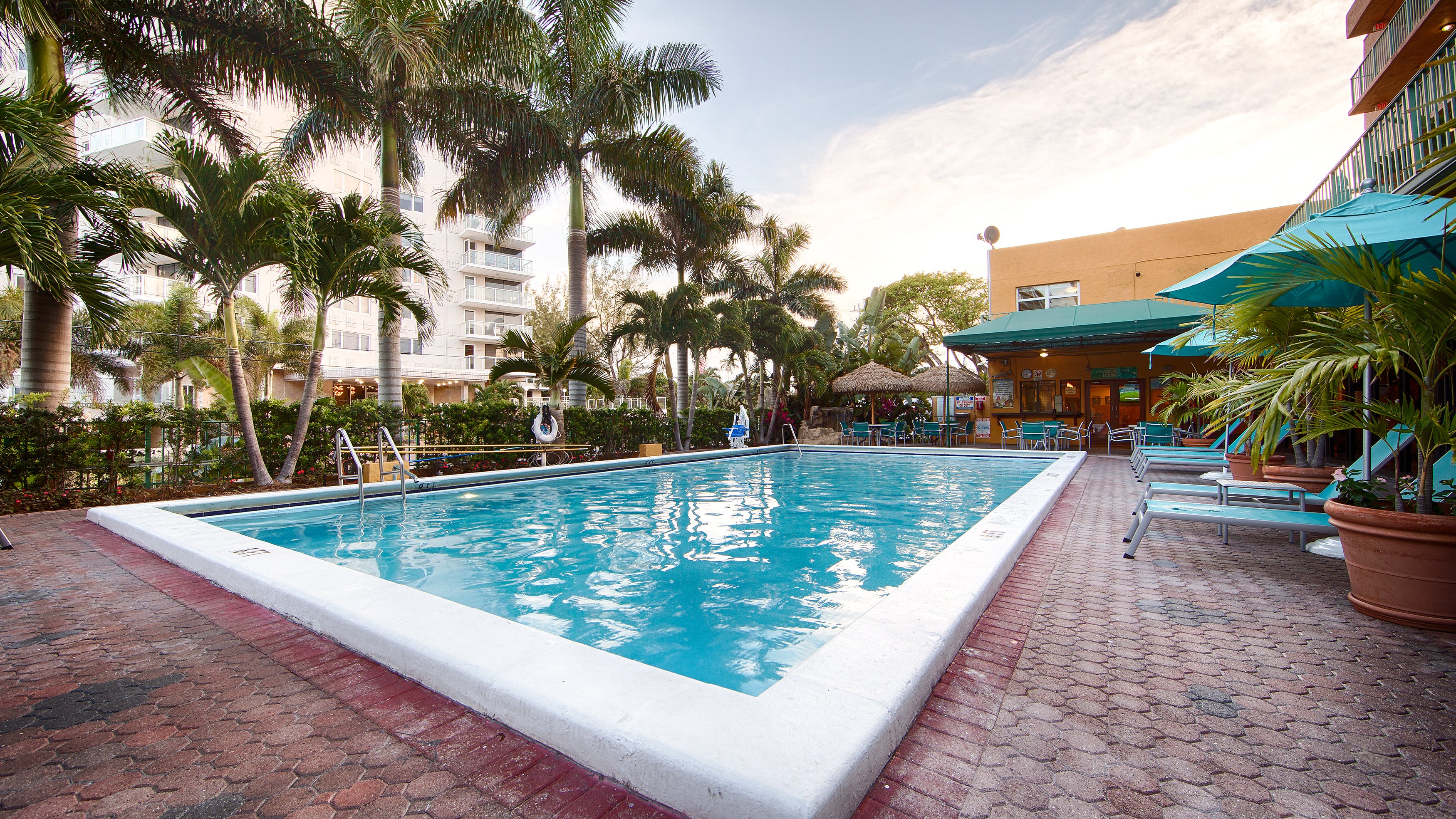 Oceanside Inn 3/42