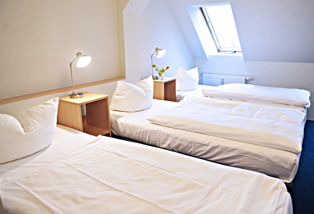 Room, Quintuple, 5 Beds