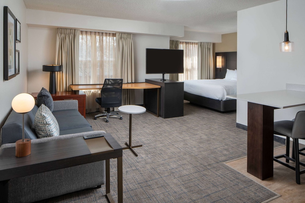 Sonesta Es Suites Fairfax Fair Lakes 27/63