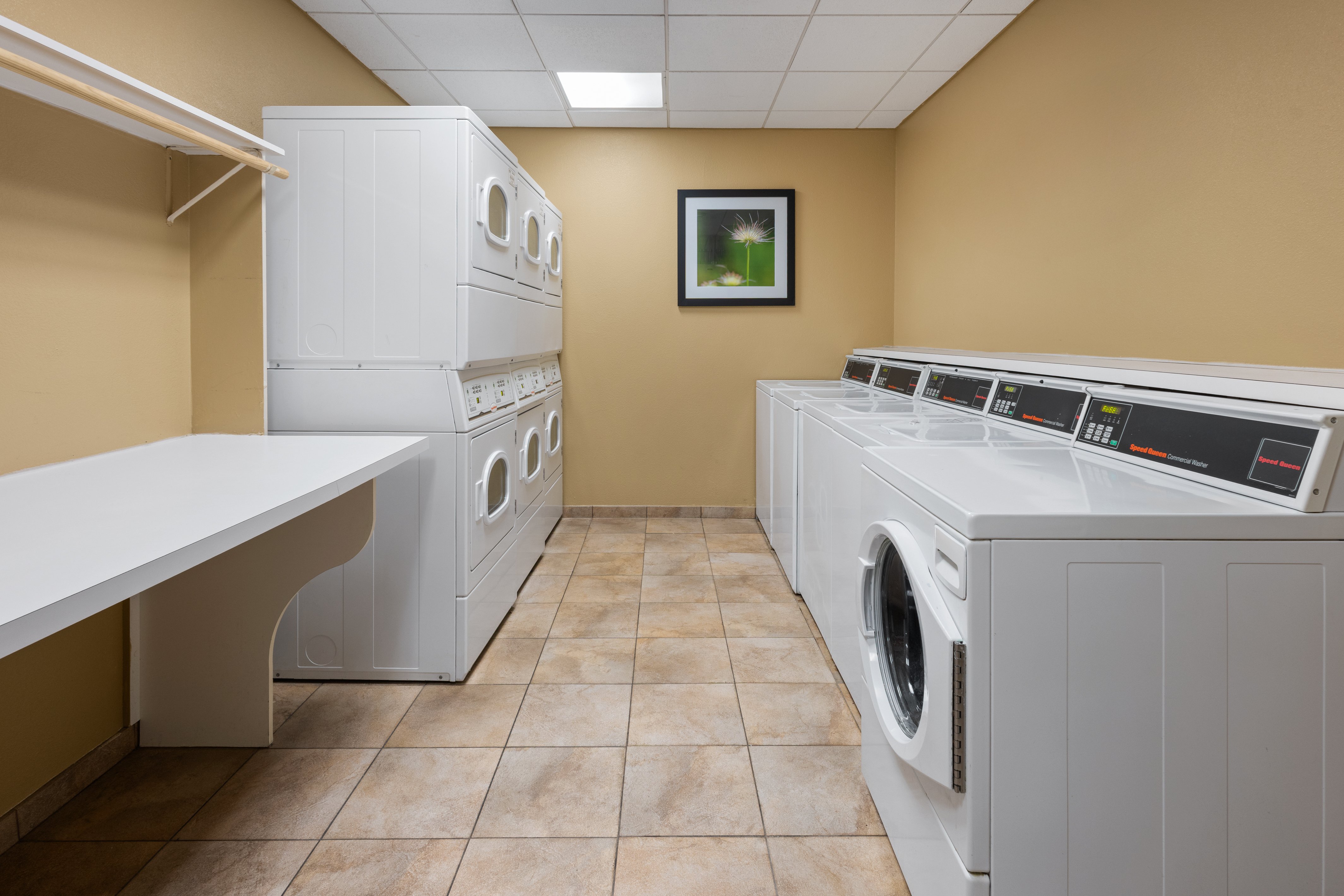 Candlewood Suites Norfolk Airport 13/38
