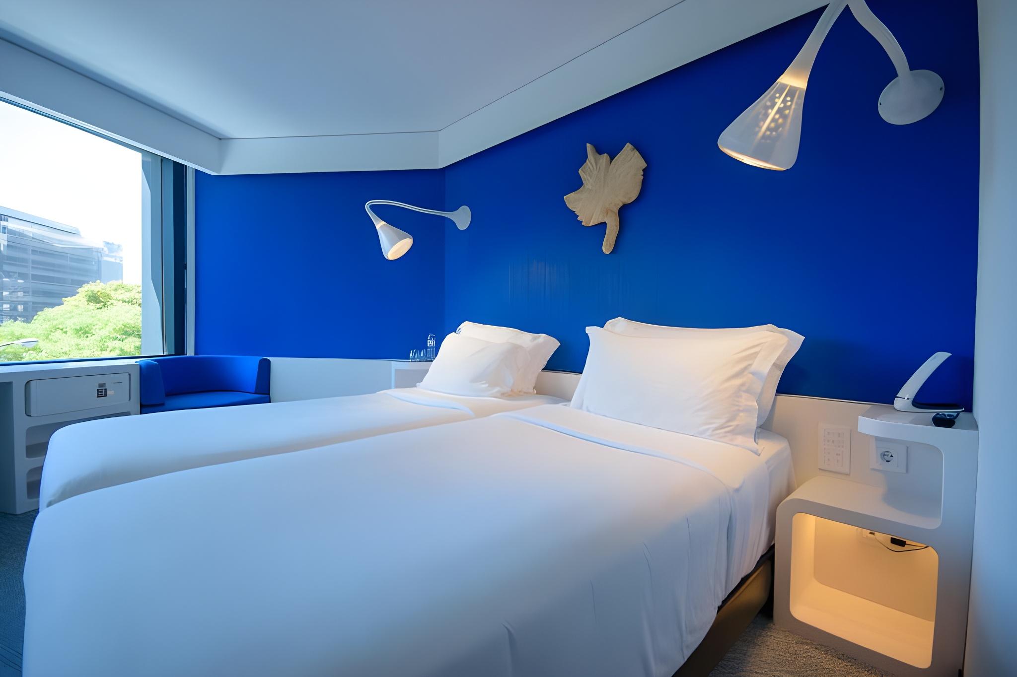 Cool, Single, Double Bed