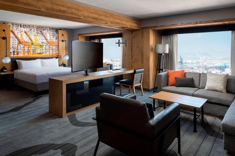 Oakland Marriott City Center 38/62