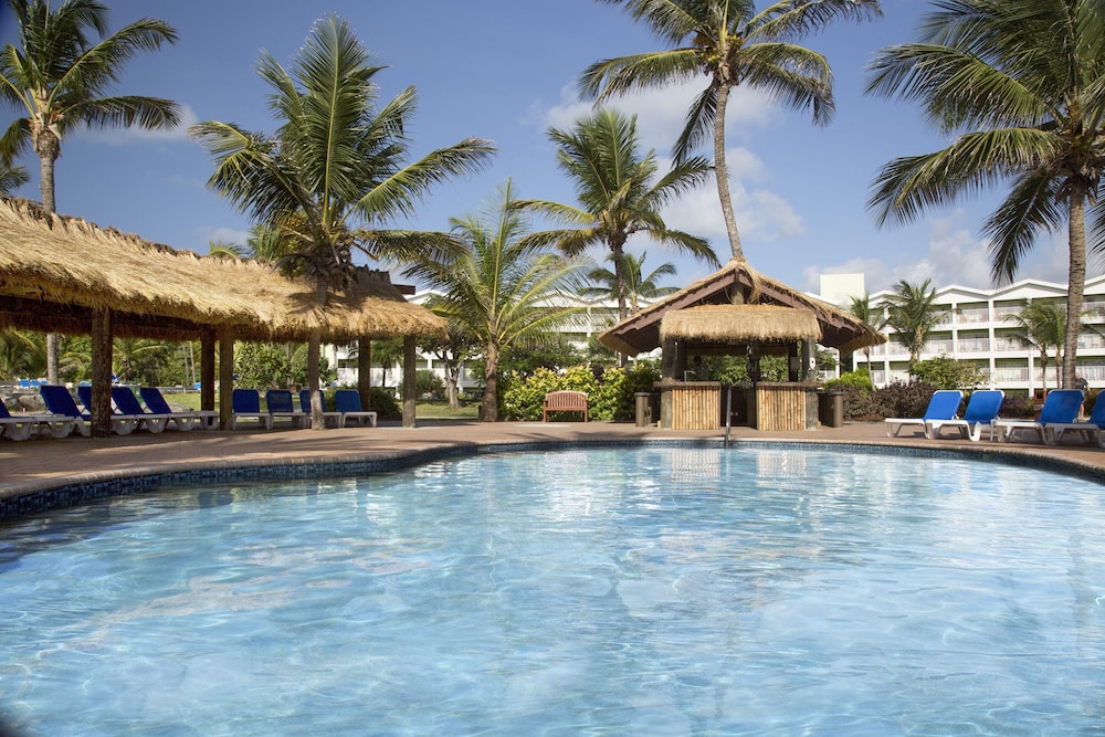 Coconut Bay Beach Resort and Spa 14/73