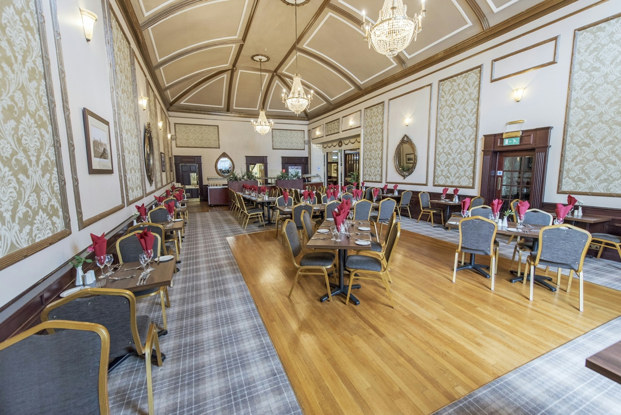 Salutation Hotel 25/30