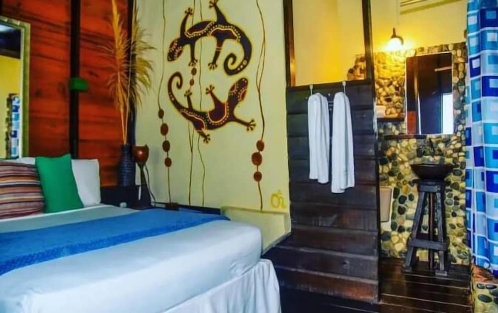 Rafjam Bed & Breakfast 8/30