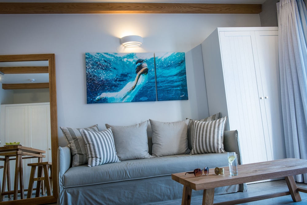 Omiros Boutique Hotel 36/59