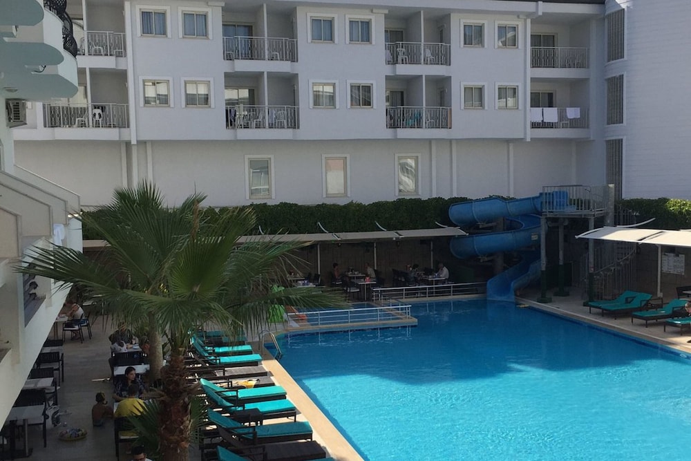Elit Life Hotel 12/59