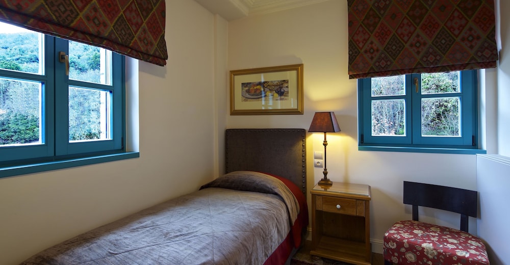 Zagori Suites 8/72