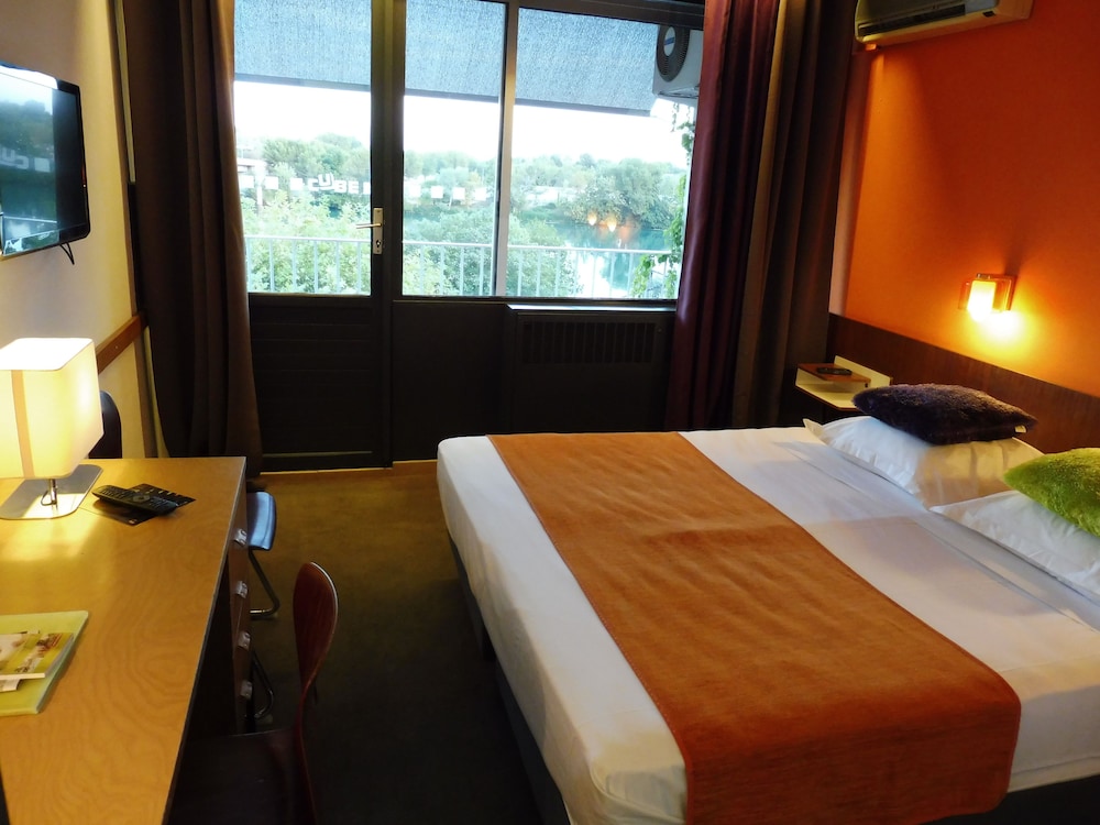 O'Cub Hotel 28/66