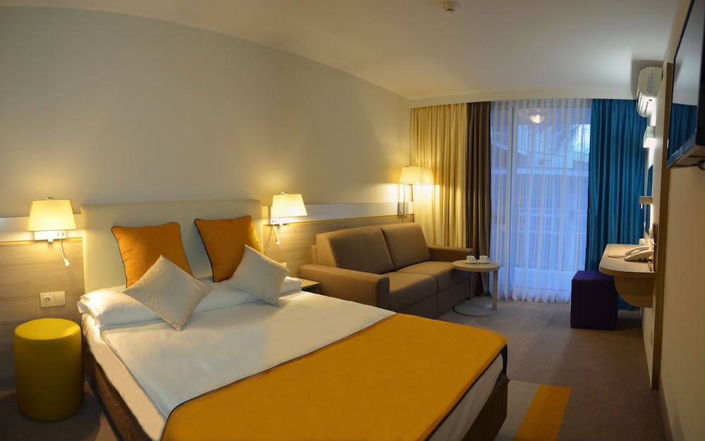 Primasol Ralitsa Aquaclub Hotel 5/50