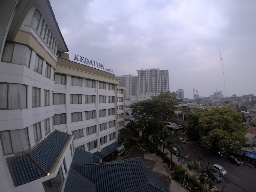 Kedaton Hotel 5/66