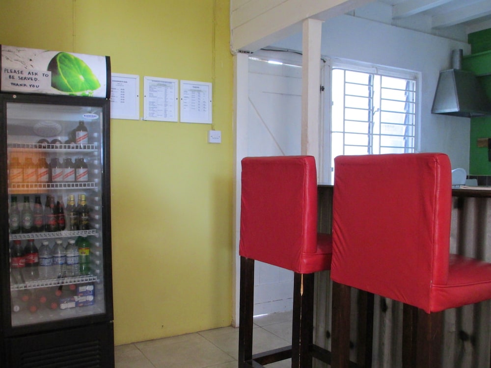 Kingsworth Hostel 35/42